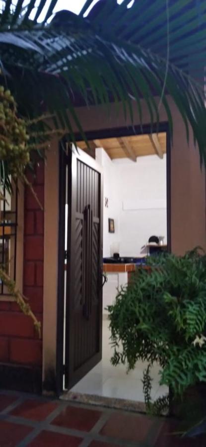 Habitacion Triple Con Cocina Y Bano Privado เนโคคลิ ภายนอก รูปภาพ