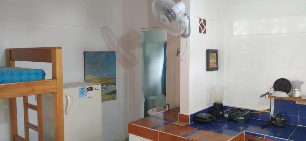 Habitacion Triple Con Cocina Y Bano Privado เนโคคลิ ภายนอก รูปภาพ