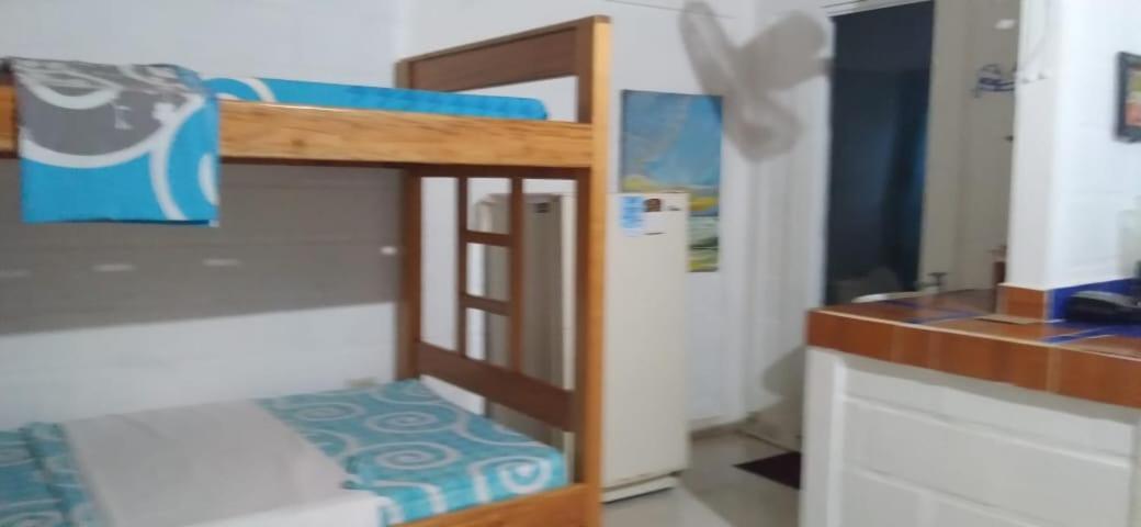 Habitacion Triple Con Cocina Y Bano Privado เนโคคลิ ภายนอก รูปภาพ